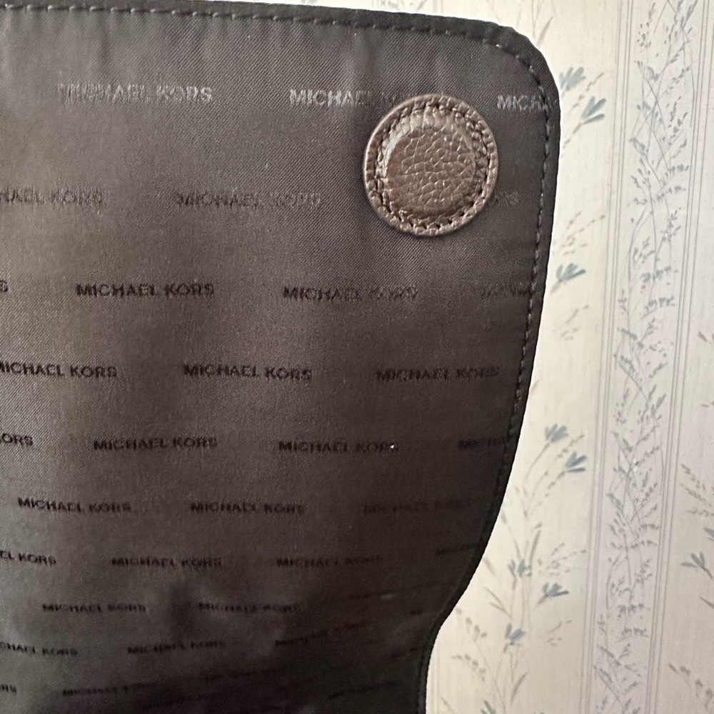 Michael Kors Brown Leather Laptop Bag - Picture 12 of 16